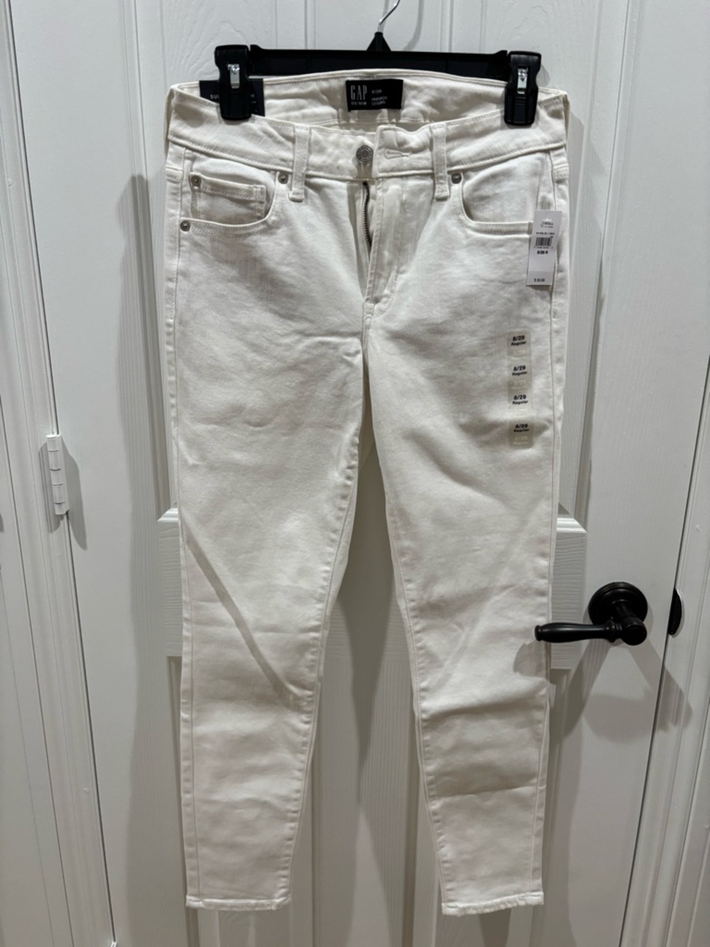 NWT GAP Women's White High-Rise Skinny Jeans
